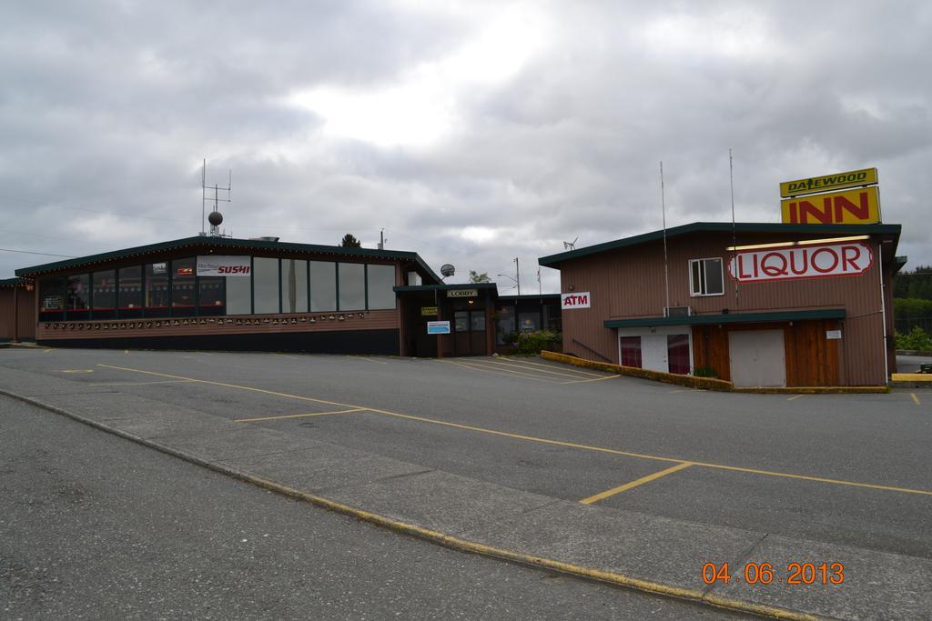 Dalewood Inn Port McNeill Exterior foto